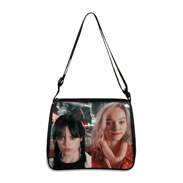 Bolsas Temáticas Wandinha Addams