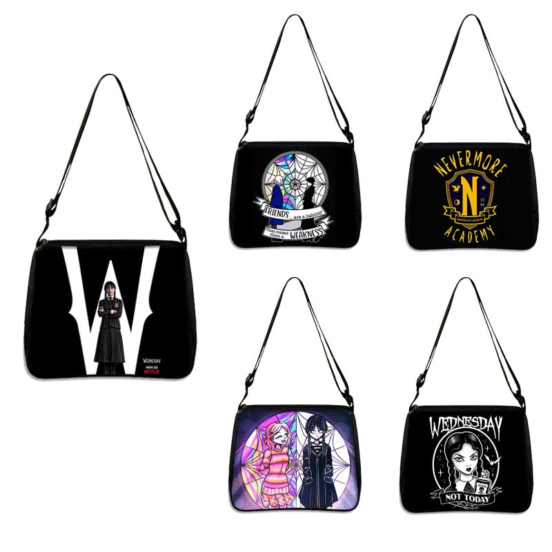 Bolsas Temáticas Wandinha Addams