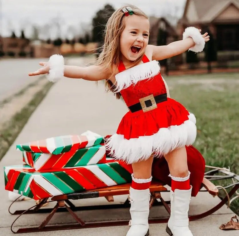 "Vestido de Natal Infantil - Adorável e Aconchegante em Veludo com Chapéu"